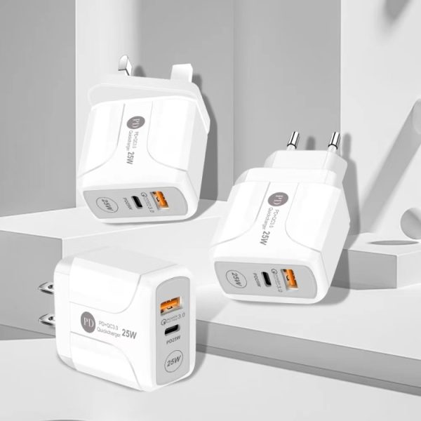 EDA003494401A_1.jpg 25W PD Type-C + QC3.0 USB Ports Travel Charger, UK Plug