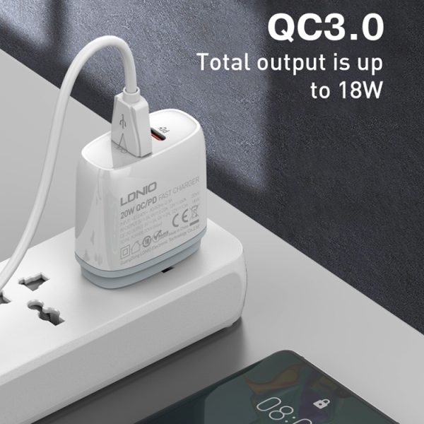 EDA0069513_B4.jpg LDNIO Q229 QC3.0 / PD20W USB + Type-C Fast Charger with 1m Type-C to Type-C Cable, EU Plug, UK Plug, US Plug