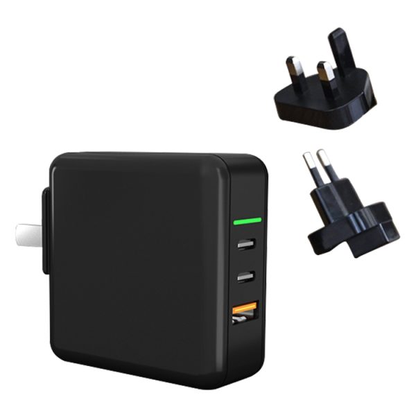 IP8G0673B-1.jpg 65W USB Ports x 1 + Type-C Port x 2 GaN Portable Mini Fast Charger Travel Charger with UK & US & EU Plug Set