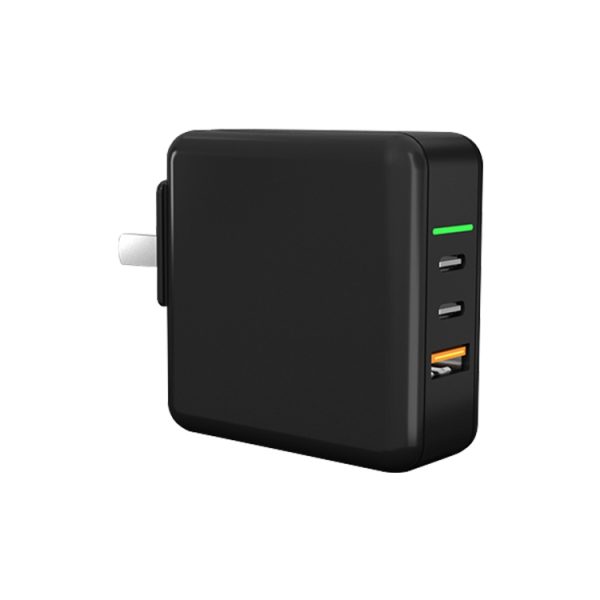 IP8G0673B_1.jpg 65W USB Ports x 1 + Type-C Port x 2 GaN Portable Mini Fast Charger Travel Charger with UK & US & EU Plug Set