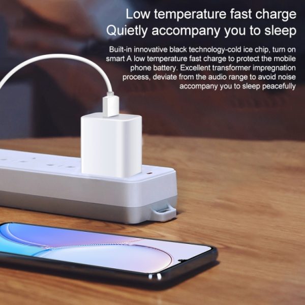 SAS6557_B6.jpg M117 2.4A Dual USB Port Flash Charger Travel Charger, EU Plug, Dual USB