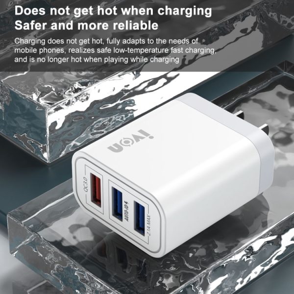 SAS6863_5.jpg IVON AD37 5A QC 3.0 Three USB Port Travel Charger, US Plug