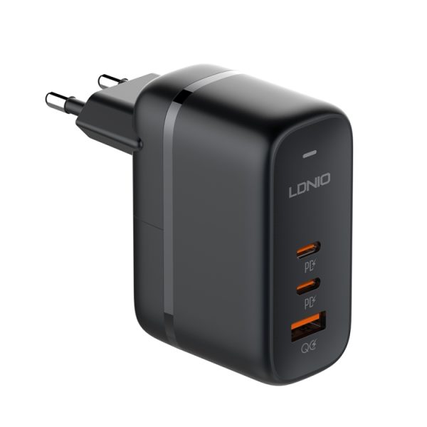 EDA006959701A-1.jpg LDNIO Q366 65W USB + Dual Type-C Port Charger with 1m USB-C / Type-C to USB-C...