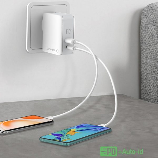 EPS0099_B6.jpg LDNIO A4403C 30W PD + Auto-id Foldable Fast Travel Charger with 1m Micro USB Cable, EU Plug, with Micro USB Cable, 30W with Micro USB Cable